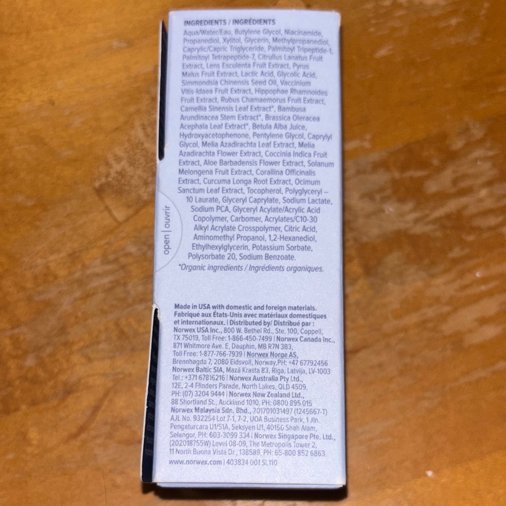 Norwex Rejuvenating Serum - White - Picture 4 of 9
